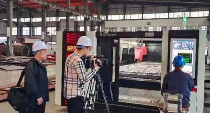 海倫市融媒體中心關注利民萬佳鍋爐，助力企業(yè)快速發(fā)展